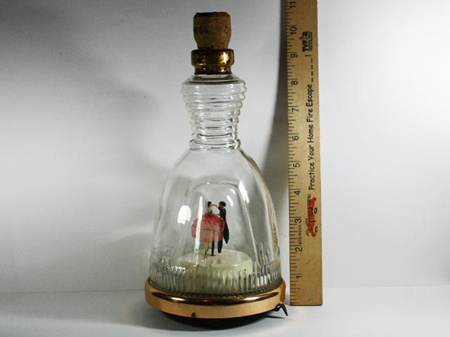 Name:  A001 Musical Dancing Couple Decanter Japan Bottle a.jpg
Views: 343
Size:  44.9 KB