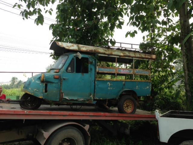 Name:  tuktuk.jpg
Views: 1878
Size:  52.7 KB