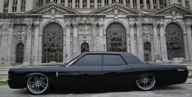 Name:  Lincoln-Continental-1968-Mobsteel-Murdered-Out-Side2_sm.jpg
Views: 1449
Size:  39.1 KB