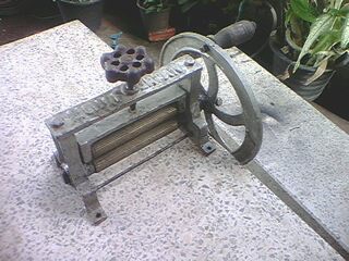 Name:  101213-0859028.jpg
Views: 1748
Size:  23.7 KB