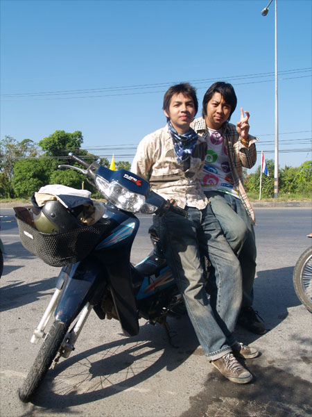 Name:  47.jpg
Views: 342
Size:  105.4 KB