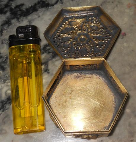 Name:  Ѻ1.jpg
Views: 799
Size:  37.8 KB