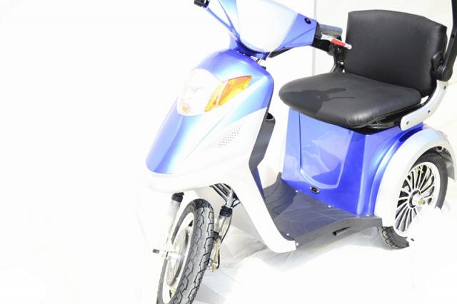 Name:  _DSC0226_副本.jpg
Views: 561
Size:  26.1 KB