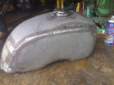 Name:  20102009769.jpg
Views: 24819
Size:  46.7 KB
