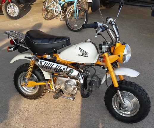 Name:  MonkeyRetro pic.jpg
Views: 645
Size:  108.8 KB