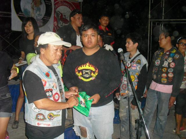 Name:  555.jpg
Views: 198
Size:  51.1 KB