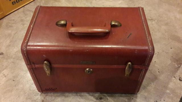 Name:  samsonite make up case 1.jpg
Views: 3053
Size:  25.3 KB