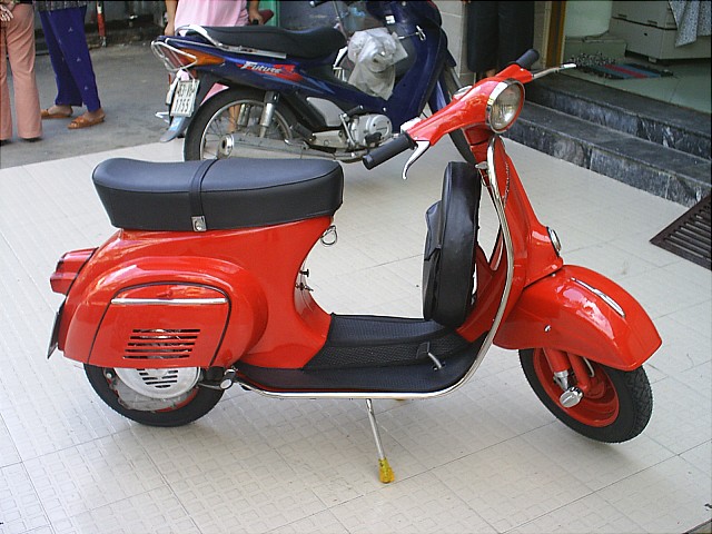 Name:  vespa_50s_3_67633.jpg
Views: 2088
Size:  97.2 KB