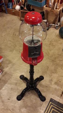 Name:  gumball machine.jpg
Views: 1345
Size:  23.1 KB