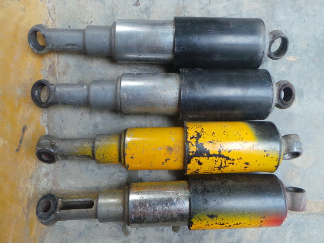 Name:  20140426_161954_resize.JPG
Views: 134
Size:  148.7 KB