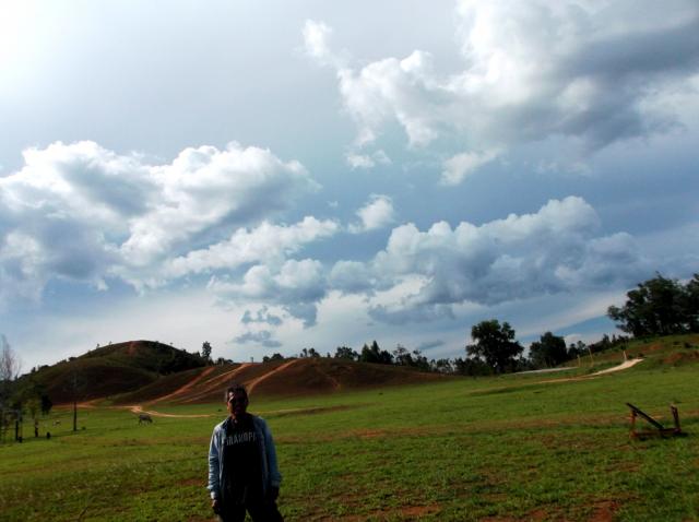 Name:  ภูเขาหญิ้าระนอง1.jpg
Views: 2374
Size:  34.1 KB