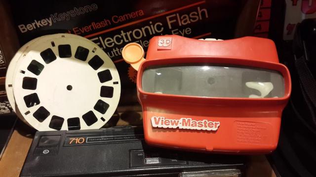 Name:  view master red.jpg
Views: 1420
Size:  33.2 KB