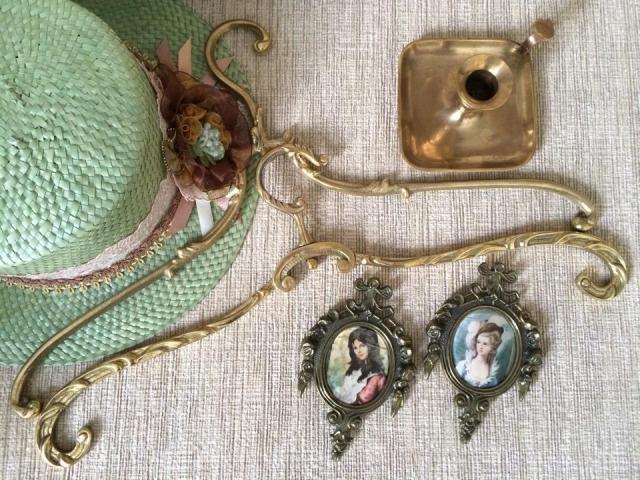 Name:  240704.jpg
Views: 1288
Size:  77.4 KB