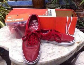 Name:  vans.1.jpg
Views: 112
Size:  18.8 KB