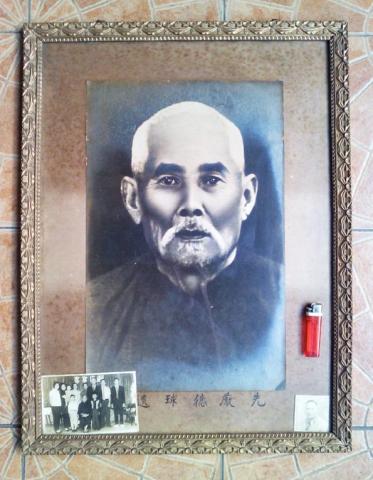 Name:  q5063.jpg
Views: 612
Size:  34.5 KB