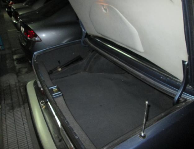 Name:  E28 TRUNK2.jpg
Views: 362
Size:  28.8 KB