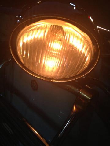 Name:  ไฟหน้า.jpg
Views: 3646
Size:  18.2 KB