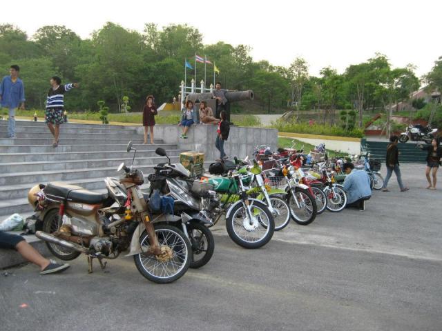 Name:  528461_403734902989821_379311958_n.jpg
Views: 471
Size:  54.6 KB
