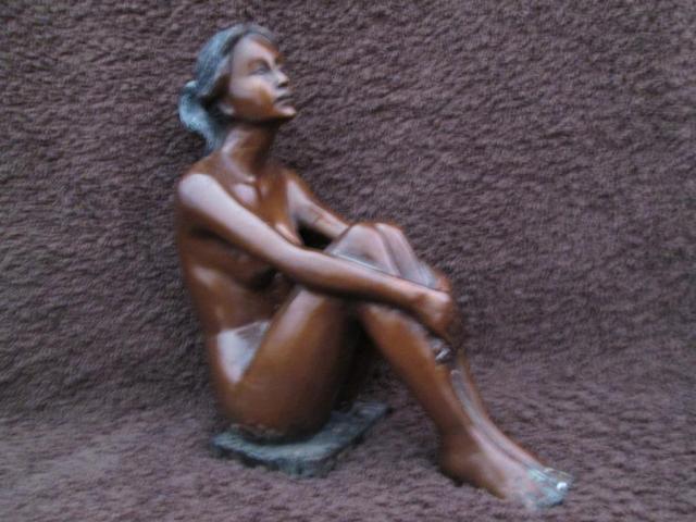 Name:  girl5.jpg
Views: 151
Size:  46.2 KB