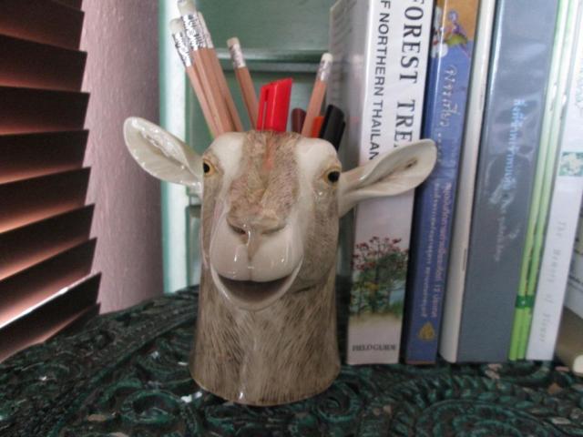 Name:  pitche1.jpg
Views: 140
Size:  40.7 KB