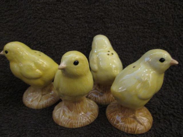 Name:  chick1.jpg
Views: 116
Size:  36.2 KB