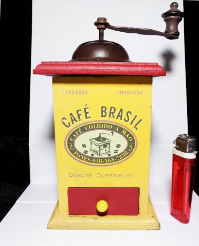 Name:  q7013.jpg
Views: 674
Size:  24.3 KB