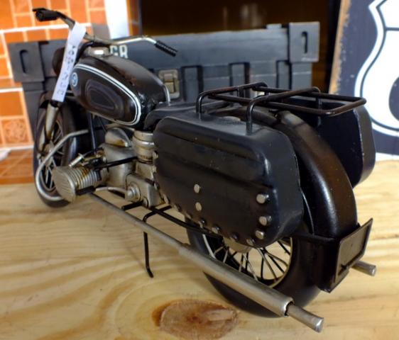 Name:  bmw black 4.jpg
Views: 146
Size:  37.4 KB