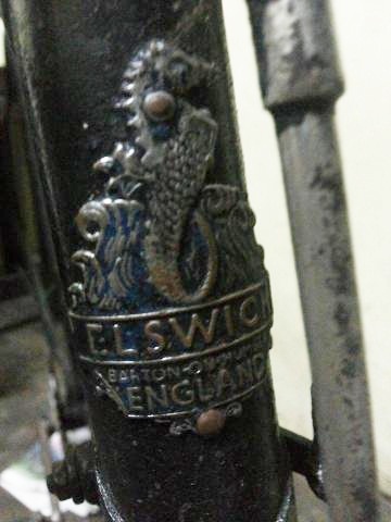 Name:  10735623_612319918877771_556468946_n.jpg
Views: 123
Size:  43.3 KB