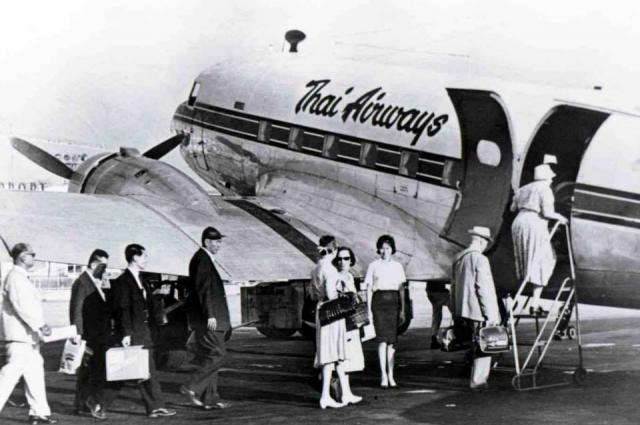 Name:  1957-thai-airways-dm.jpg
Views: 1488
Size:  42.3 KB