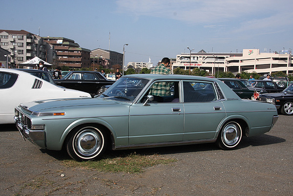 Name:  mooneyes-crown-picnic-toyota-s60-sedan.jpg
Views: 4177
Size:  124.1 KB