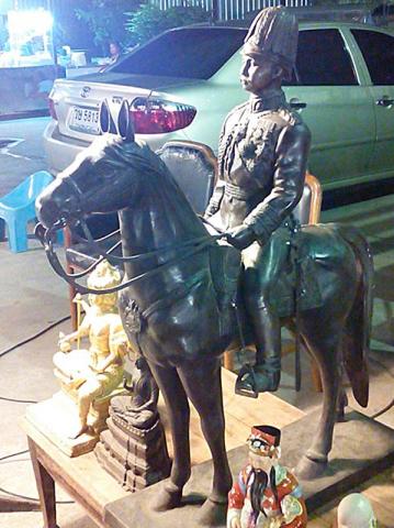 Name:  038.jpg
Views: 556
Size:  39.8 KB