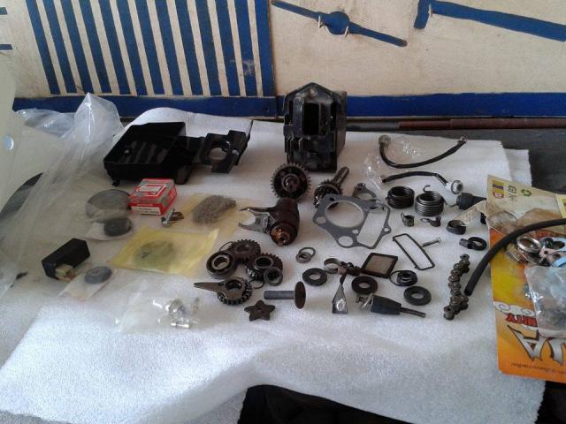 Name:  13087385_572217472937432_2458057028640726796_n.jpg
Views: 212
Size:  52.5 KB