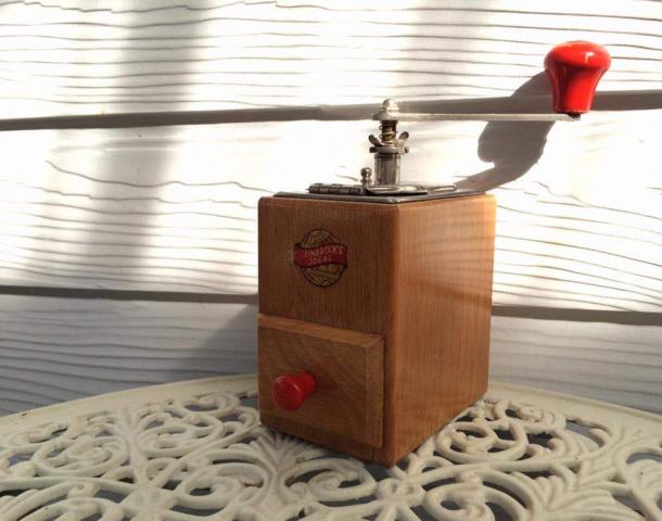 Name:  13312662_630984960386959_2324648331094767159_n.jpg
Views: 405
Size:  40.3 KB