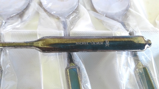 Name:  ͹  Nickel Silver  ҹҾҹ è㹡ͧ  400 .jpg
Views: 366
Size:  92.0 KB