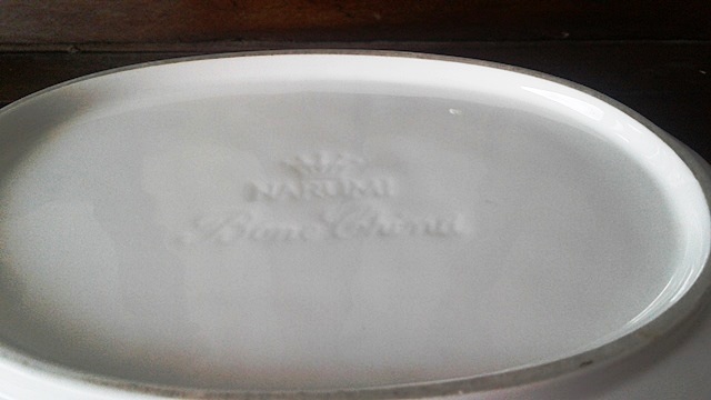 Name:  ͧç¹ٹٻ NARUMI ҡ Ҵ 18.5 x 24.5 cm.  250  40_084.jpg
Views: 280
Size:  57.5 KB