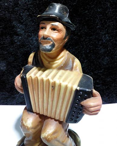 Name:  z042.jpg
Views: 460
Size:  32.5 KB