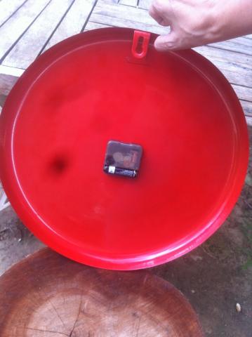 Name:  ClockCoke004.jpg
Views: 200
Size:  20.0 KB