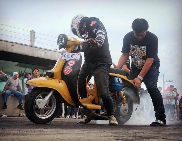 Name:  33748837_393203544527589_1791051321491587072_n.jpg
Views: 131
Size:  49.0 KB