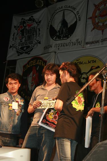Name:  šͧ.JPG
Views: 649
Size:  49.7 KB