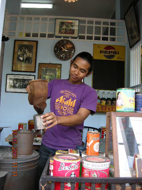 Name:  DSCN0162.jpg
Views: 174
Size:  53.1 KB