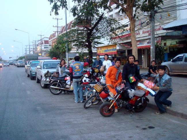 Name:  UDPGrZ452568-02.jpg
Views: 1684
Size:  64.5 KB