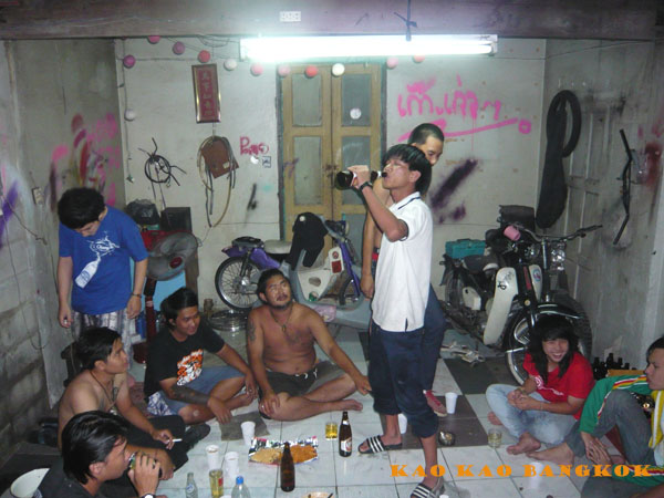 Name:  129.jpg
Views: 266
Size:  106.4 KB