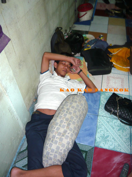 Name:  151.jpg
Views: 253
Size:  99.0 KB
