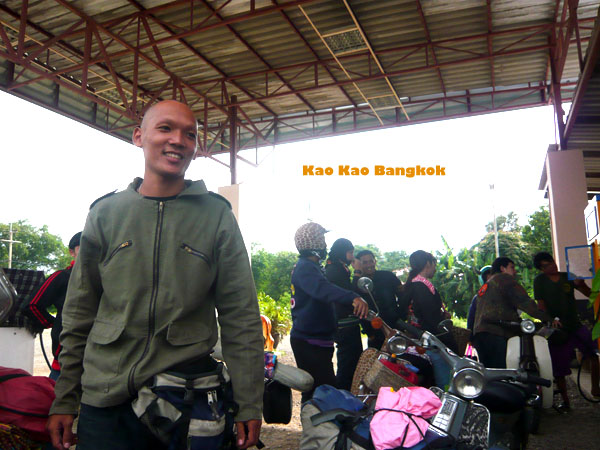 Name:  48.jpg
Views: 512
Size:  115.6 KB