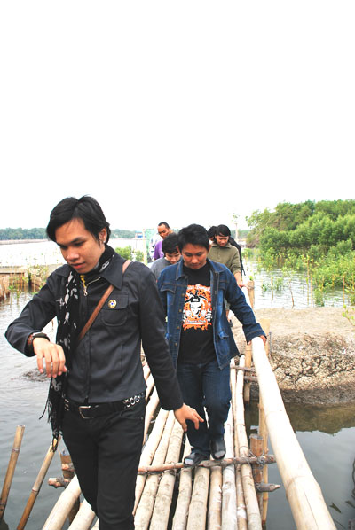 Name:  32.jpg
Views: 363
Size:  89.4 KB