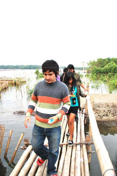 Name:  34.jpg
Views: 355
Size:  100.4 KB