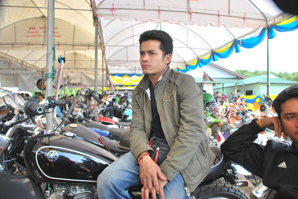 Name:  51.jpg
Views: 348
Size:  123.1 KB