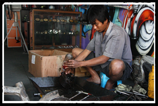 Name:  GURU5.jpg
Views: 37714
Size:  113.7 KB