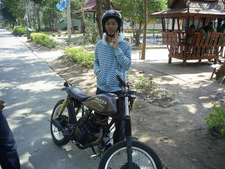 Name:  PIC_1004.jpg
Views: 3827
Size:  188.3 KB