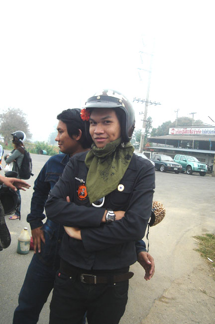 Name:  17.jpg
Views: 956
Size:  79.1 KB